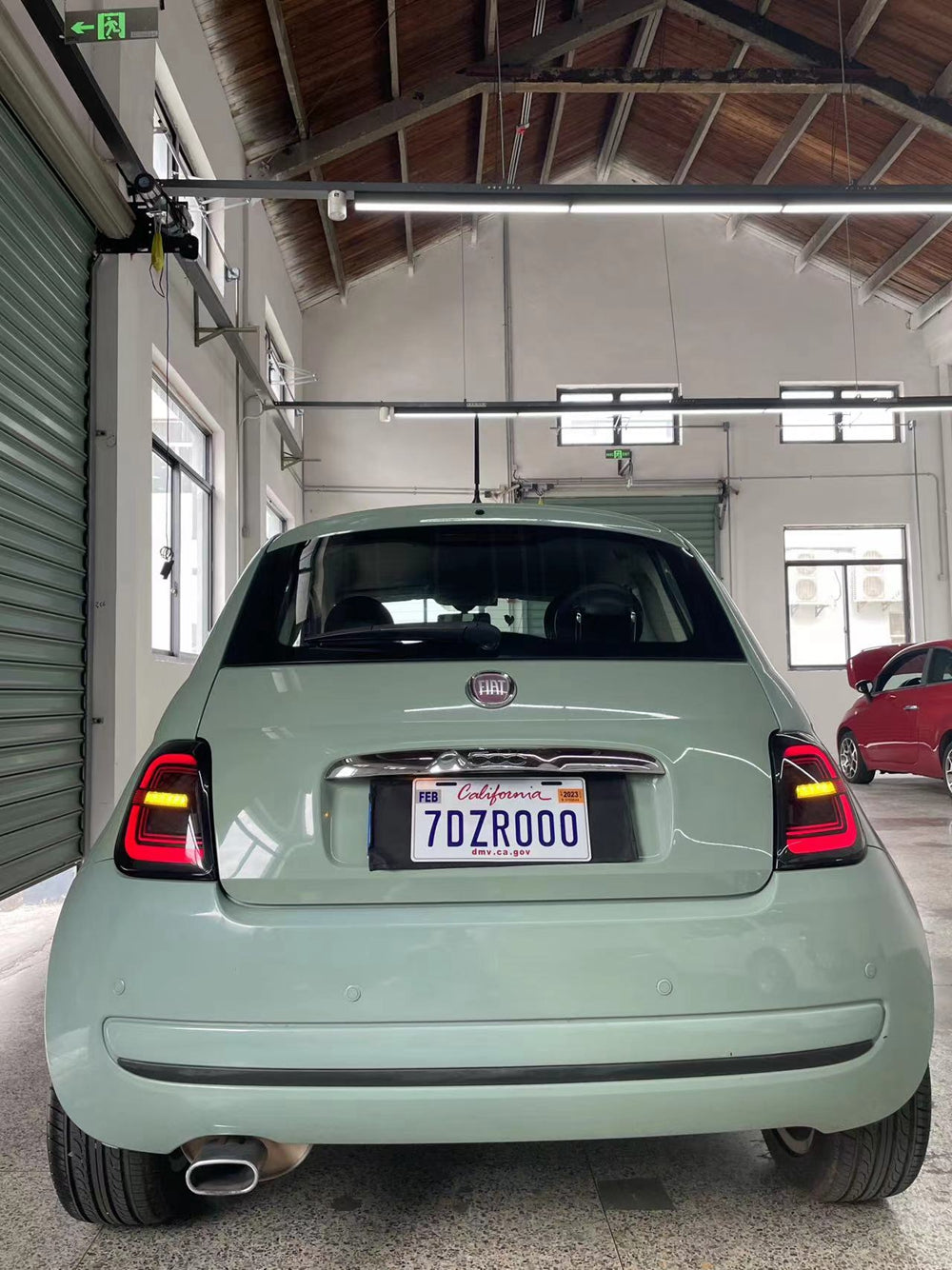 One set of LED tail lights for 2012-2019 Fiat 500 Abarth North America version