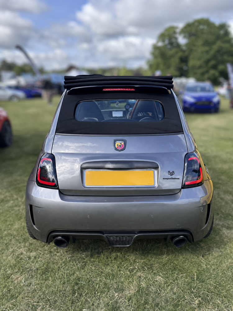 One set of LED tail lights for 2012-2019 Fiat 500 Abarth North America version