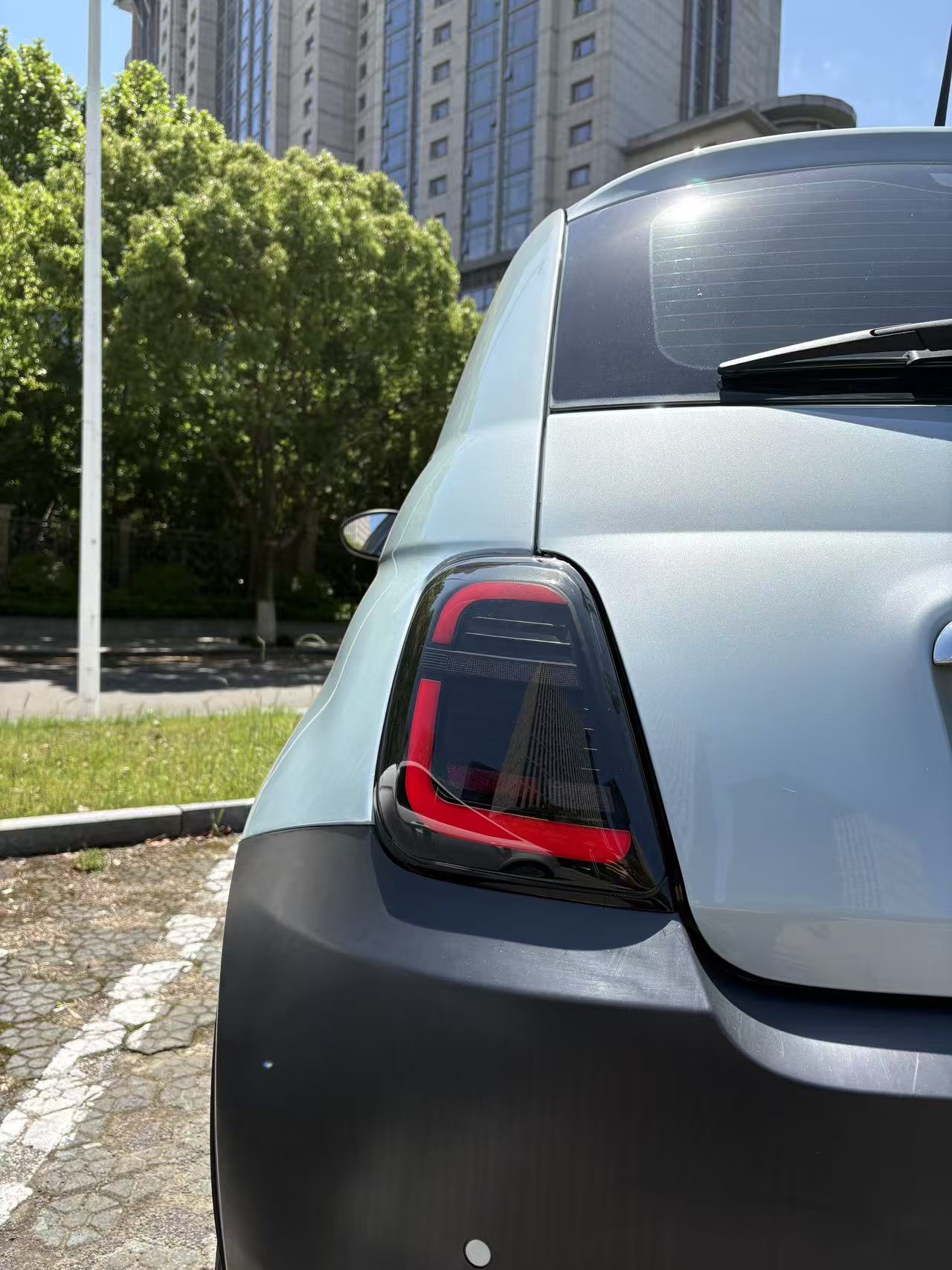 One set of LED tail lights for 2012-2019 Fiat 500 Abarth North America version
