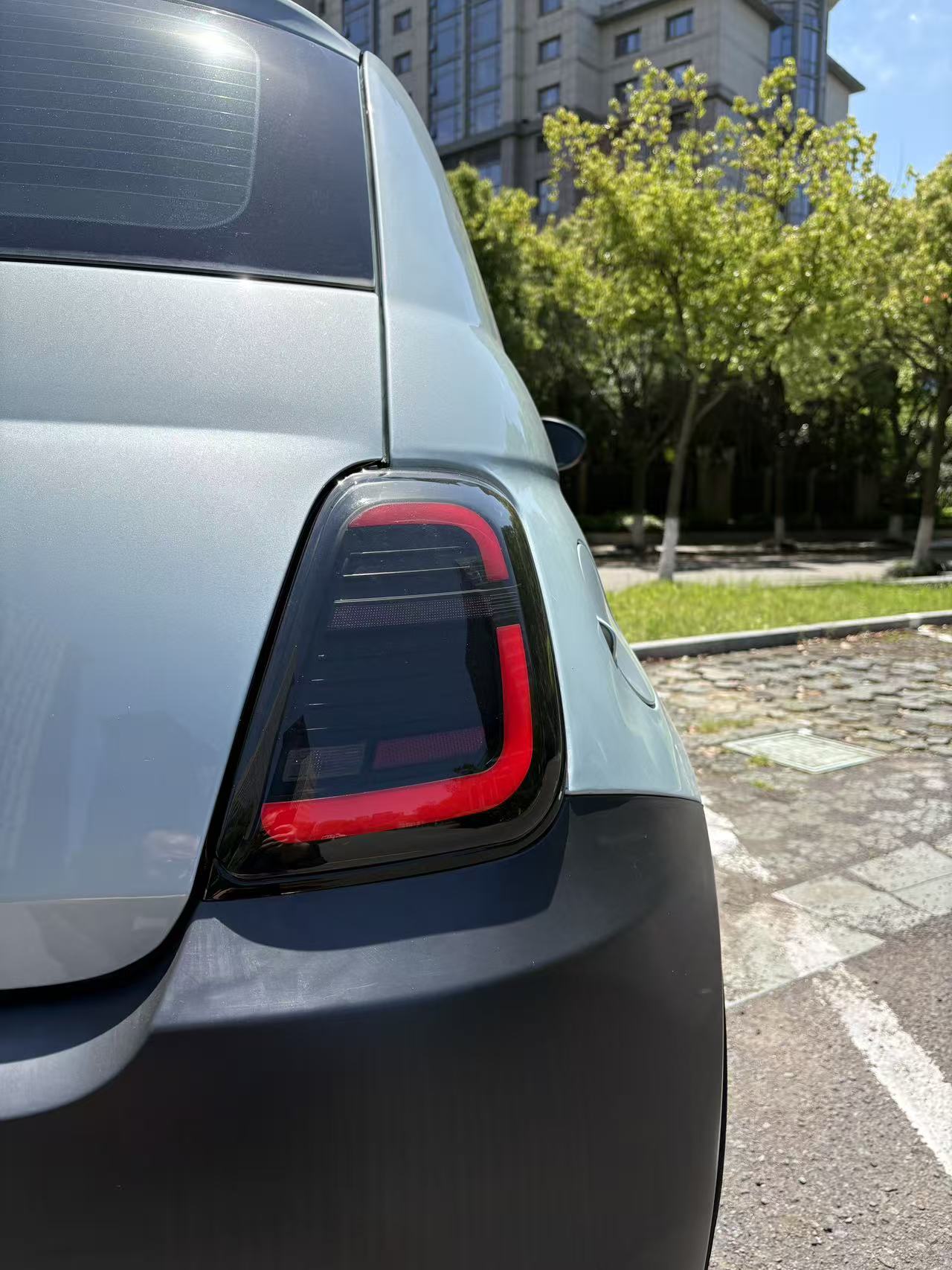 One set of LED tail lights for 2012-2019 Fiat 500 Abarth North America version