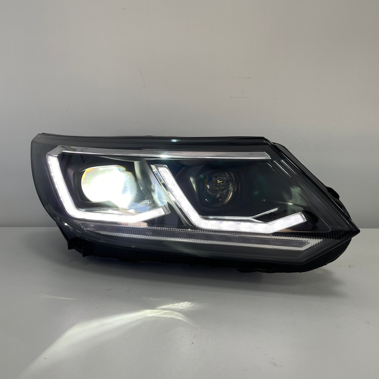 LED headlight for 2013-2017 VW Tiguan